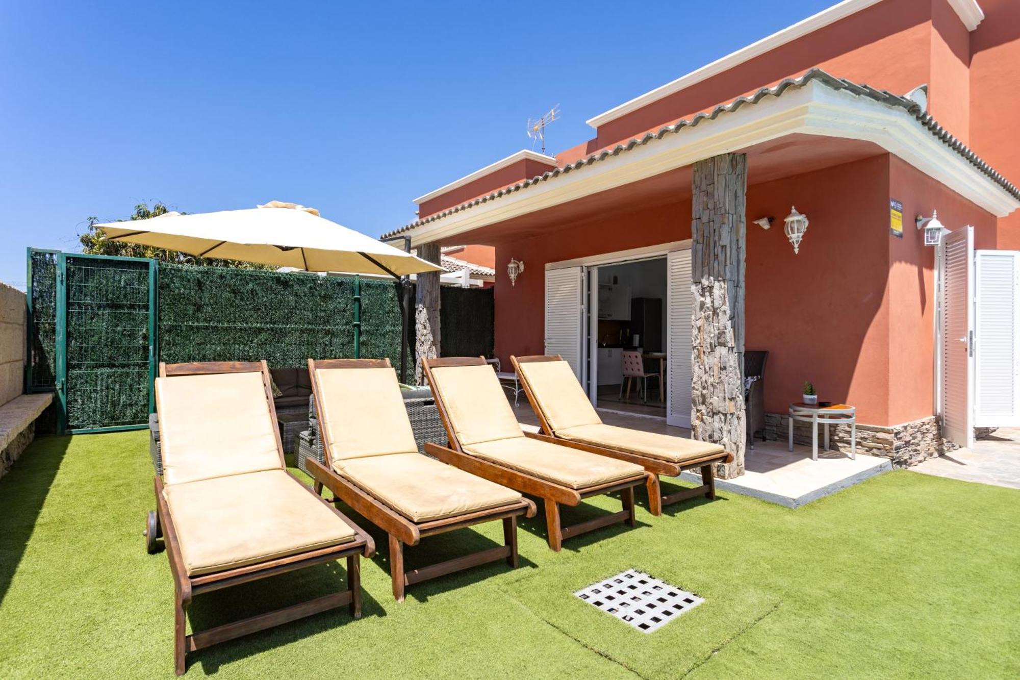 Villa Chloe Costa Adeje Tenerifesummervillas Giant Private Pool 11 Meters Long Exteriér fotografie